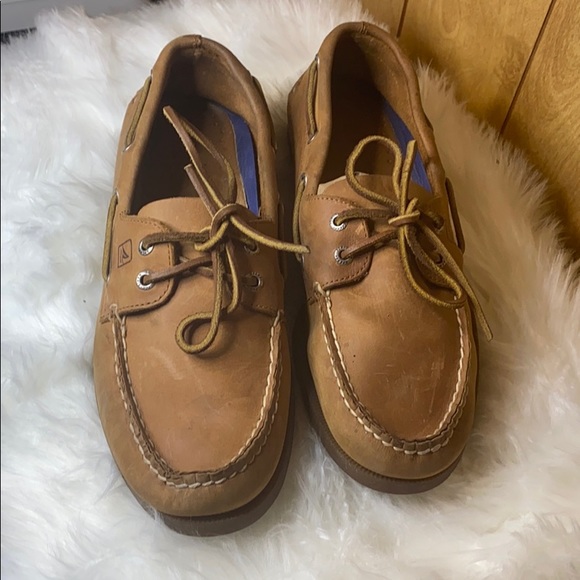Sperry - Picture 4 of 6
